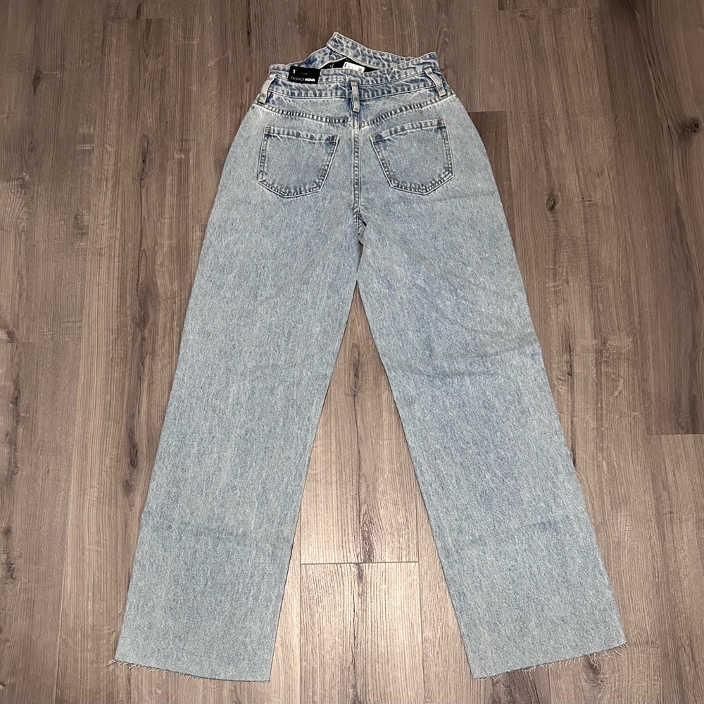 ❥𝖥𝖠𝖲𝖧𝖨𝖮𝖭𝗡𝗢𝗩𝗔: Keep Looking Waistband Straight Leg Jeans - Picture 3 of 12
